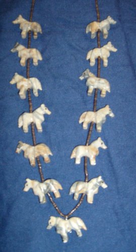 Al Horse Picasso Marble Necklace-2 Dimensional