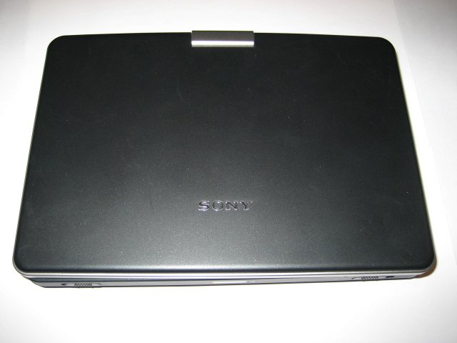 Sony 8" widescreen portable DVD player