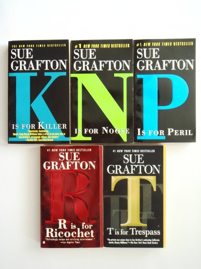 Sue Grafton Kinsey Millhone Mystery Book Lot novels 5 K N P R T