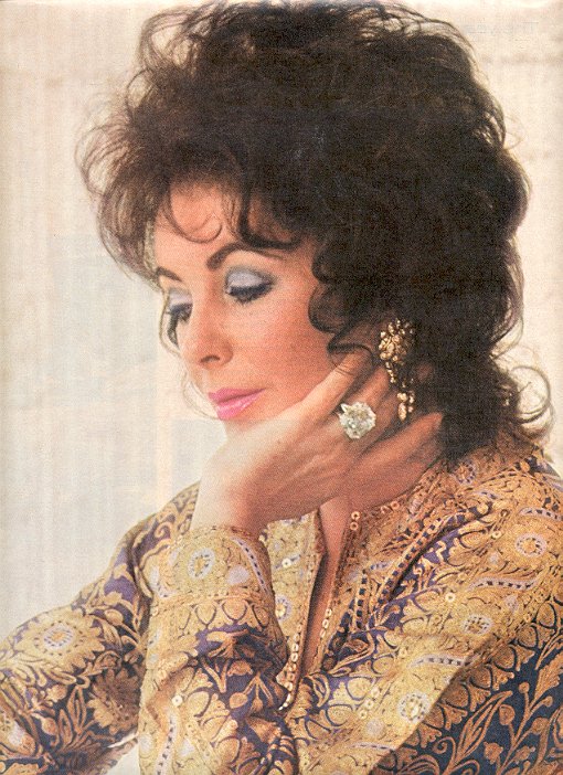 1972 ELIZABETH TAYLOR MAGAZINE AD (97)