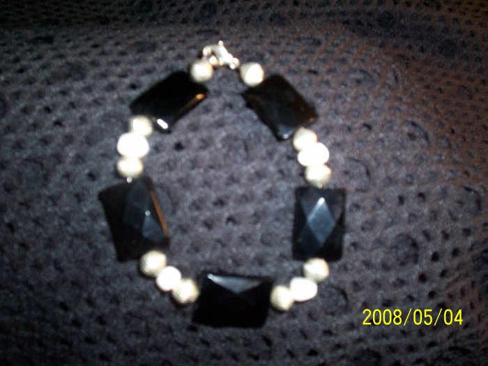 Black Onyx and Pearl Bracelet