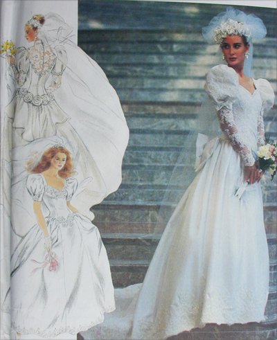 Simplicity 7429 sewing pattern bride bridal dress with train size 8 to 12