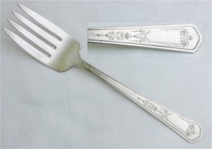 National Silverplate EPNS serving fork wreath design NTS30