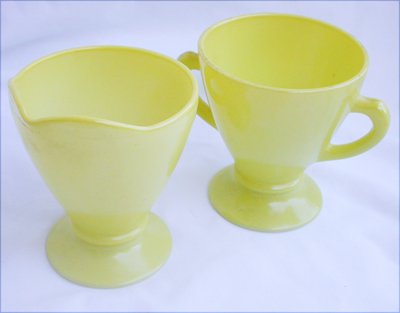 Hazel Atlas lemon yellow cream sugar moderntone fired on color set