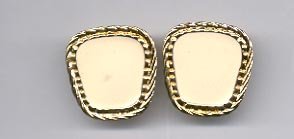 Avon Summer Style pierced earrings- white