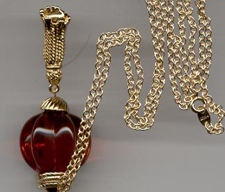 Avon Moroccan Riches Pendant