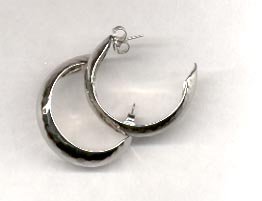 Avon Hammered Hoop pierced Earrings- Silvertone