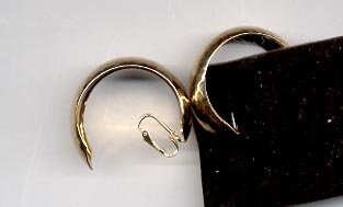 Avon Hammered Hoop Clip Earrings- Goldtone
