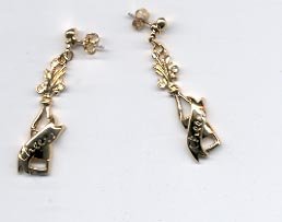 Avon Toast to New Year's pierced Earrings