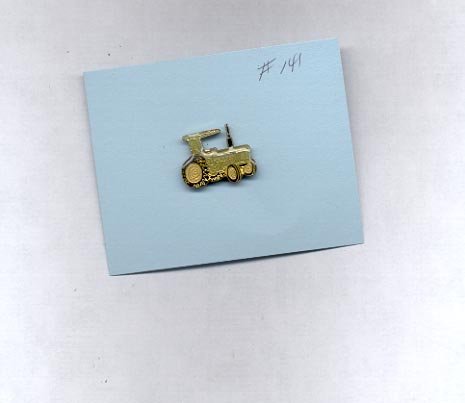 Tractor hat (lapel) pin (# 141)