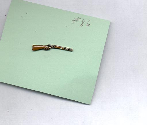 Rifle hat (lapel) pin (#86)