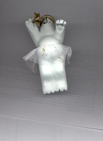 Avon Graceful Polar bear Ornament- Angel