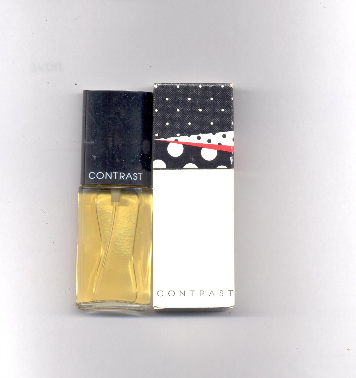2 Avon Contrast cologne spray