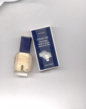 Avon Color Last Nail Enamel- Moonshell