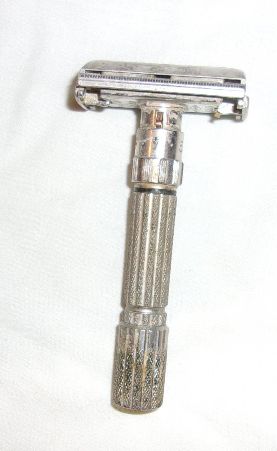 Vintage Gillette Adjustable Double Edge Safety Razor Fat Boy Silvertone