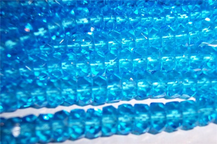 AQUA Czech Fire Polish Faceted Rondells 6/3mm q.25