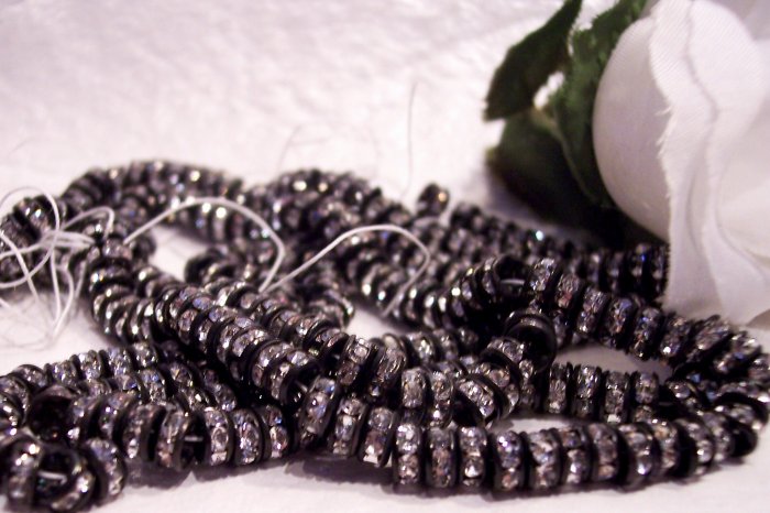 BLACK/ CRYSTAL Rhinestone Rondells 4.5mm q.10