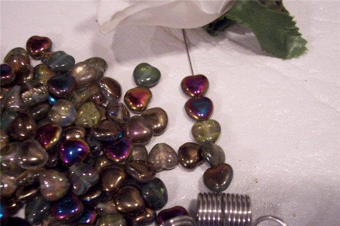 Iridescent Puff Heart Czech Glass Beads 8mm q.50