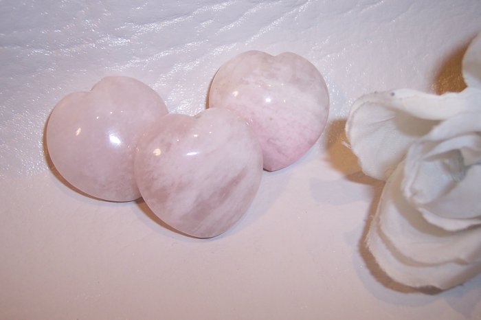 ROSE QUARTZ 30mm Hearts 3pk
