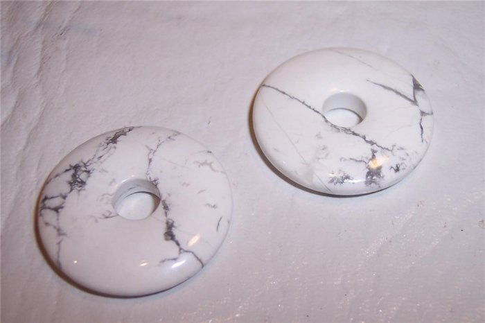 WHITE HOWLITE Donut Bead 25mm