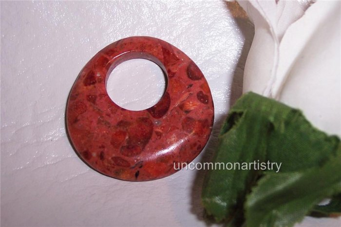 APPLE CORAL GoGo Pendant Donut Bead 40mm