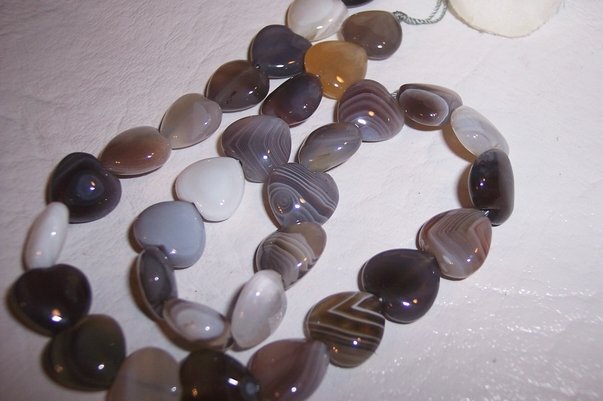 BOTSWANA AGATE 12mm Heart Beads