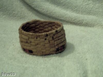 Single small flower Basket