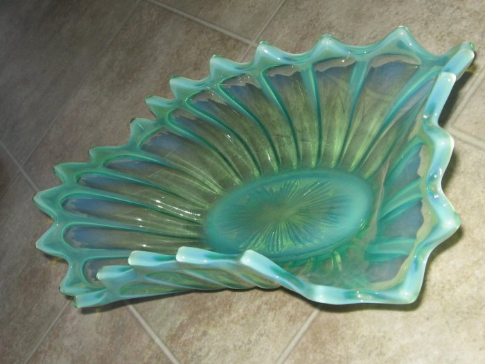 Fostoria Heirloom Opalescent Bowl