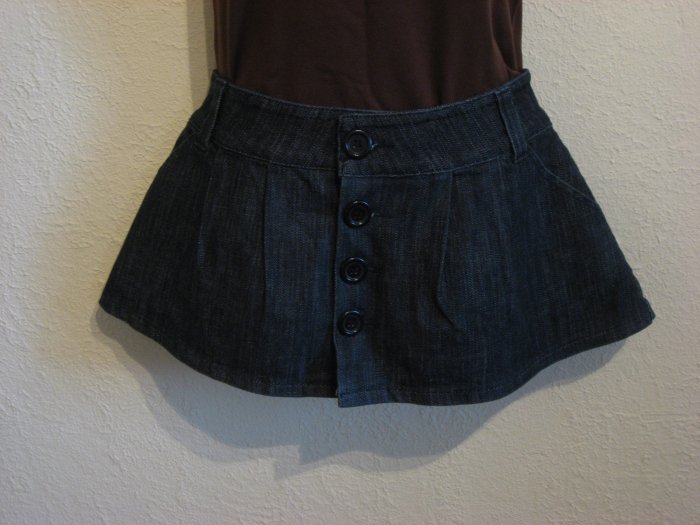 NEW Juniors/Womens dark blue denim mini jean skirt size Medium