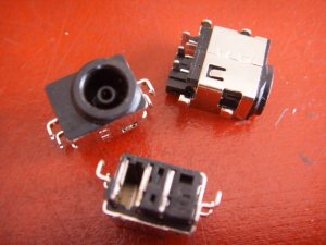 NP-RF711 RF711 samsung DC power jack socket input connector