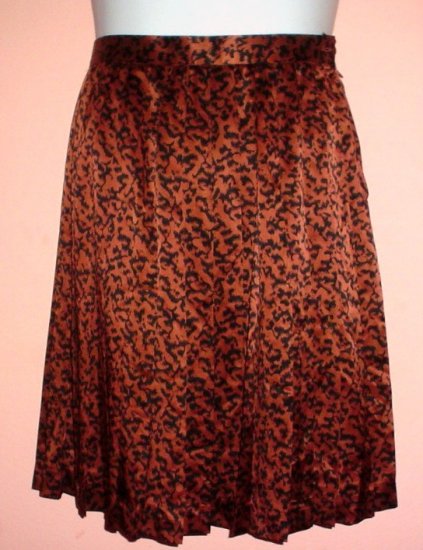 Lined silk skirt Doncaster size 12 Animal print. Pleat