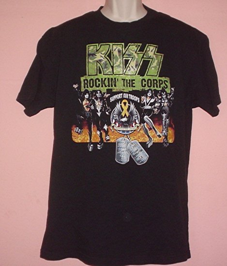 Scarce Kiss tee shirt. Camp Pendleton Rockin The Corps April 1 2005 Size Large L NWT NEW