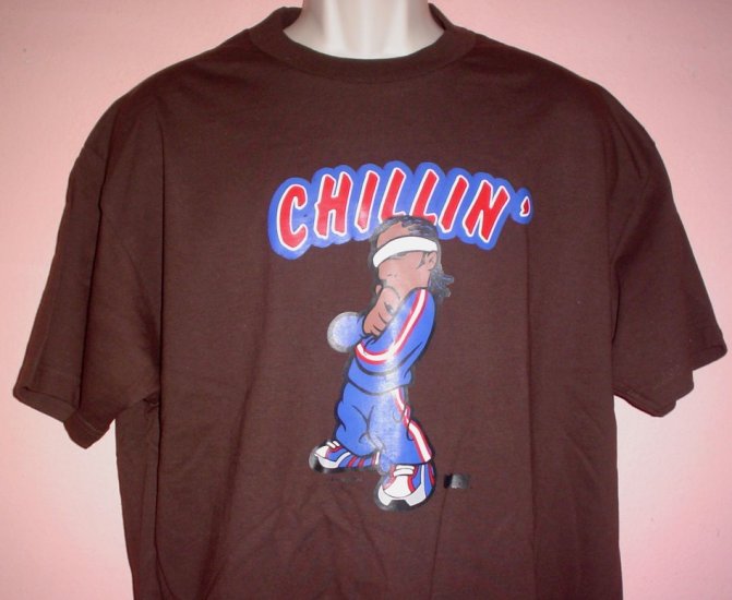 New tee shirt CHILLIN Size Large L