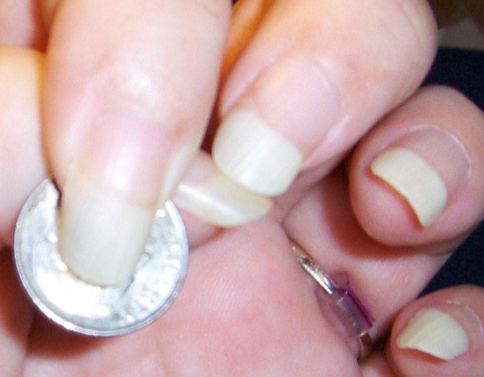 TOUGHEN AND FORTIFY YOUR FINGERNAILS FINGERNAIL
