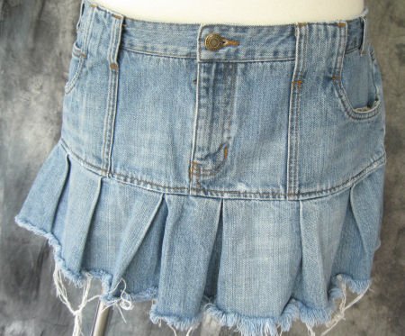 American Eagle Outfitters Pleat Mini Skirt Womens 12
