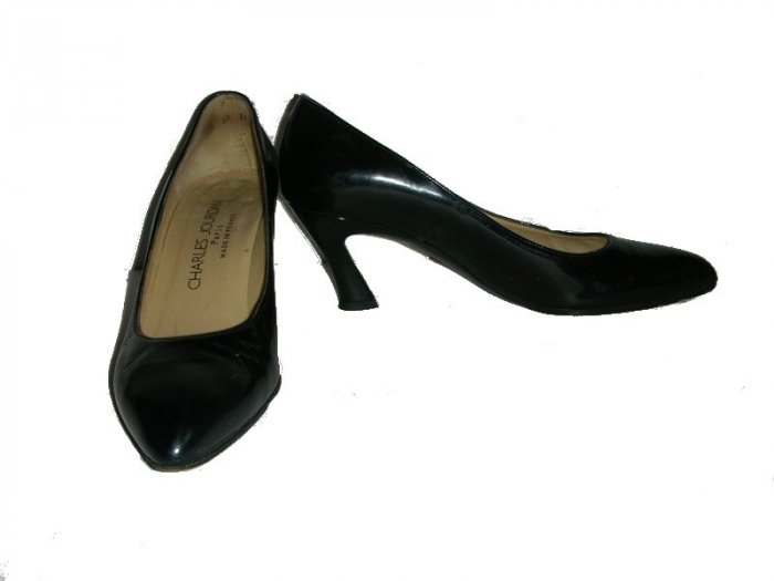 $385 Charles Jourdan Black Patent Leather Pumps Shoes size 8 N AA Narrow