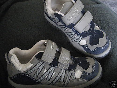 NWT BOY CARTERS ATHLETIC TENNIS SHOE SNEAKER VELCRO 10