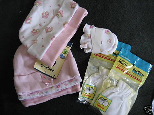 NWT LOT GERBER LAYETTE PINK HAT bibs SET mittens