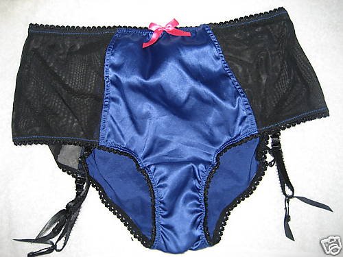 NWT VICTORIA SECRET VERY SEXY STARLET GARTER PANTY M