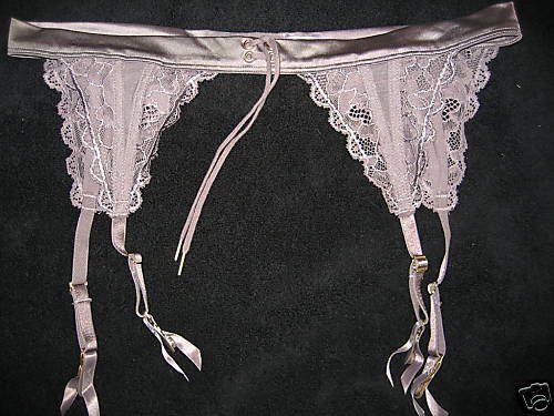 NWT VICTORIA SECRET SEXY MIRACLE BRA GARTER BELT XS/S