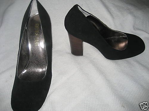 VICTORIA SECRET VELVET PUMPS SHOES STACKED 4in HEEL 8
