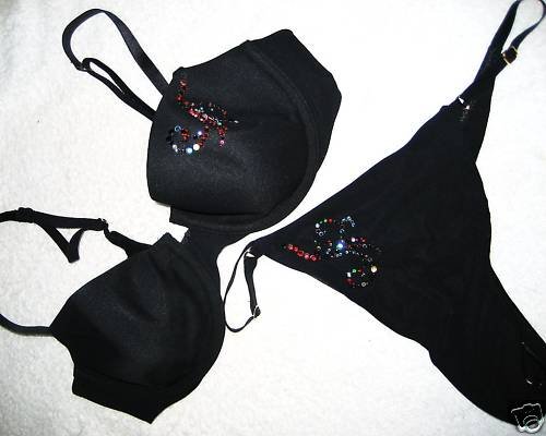 VICTORIA SECRET RHINESTONE PUSH UP BRA THONG SET 34B