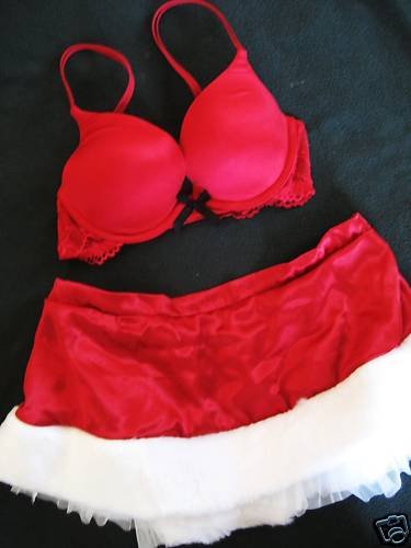 VICTORIA SECRET RED SANTA PADDED PUSH UP BRA MARABOU FUR SKIRT LOT SET 32B
