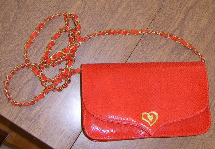 Free Ship Lionhart Red Faux Lizard Purse New Canaan Ct Nice Condition