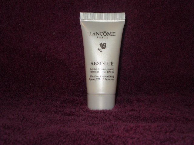 Lancome Absolue Replenishing Creme SPF 15 6th Tube FREE!!