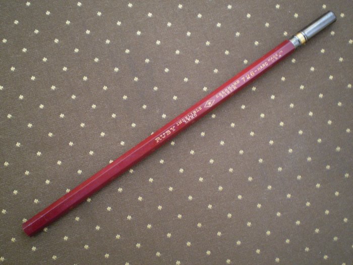 VINTAGE EBERHARD FABER RUBY INDELIBLE LEAD PENCIL 726-HARD