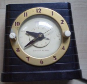 Vintage Clock Techron Switch Alarm Warren Telechron 8H61 Household Timer Brown
