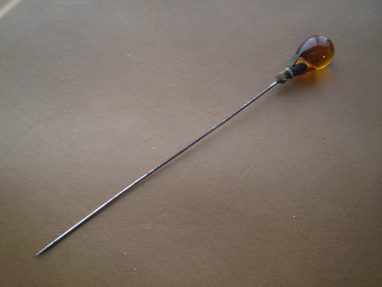 Amber Glass Hat Stick Pin Vintage Hatpin