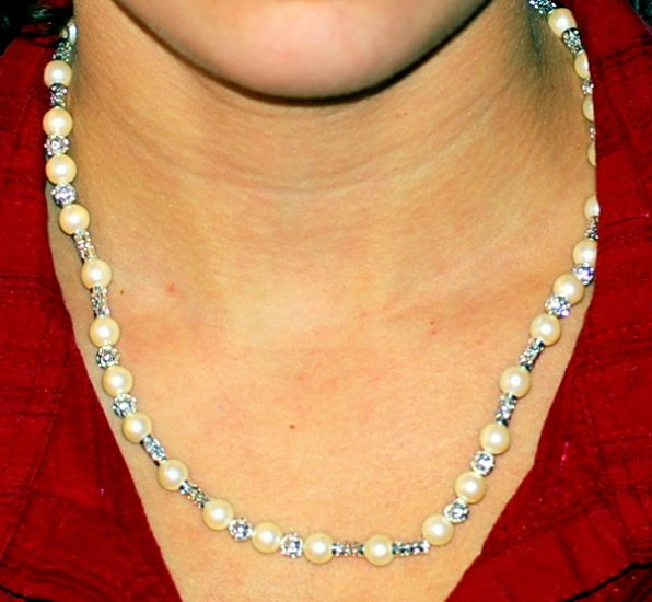 Pearl and silver necklace