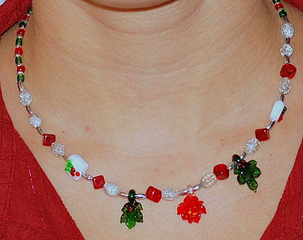 Yule necklace